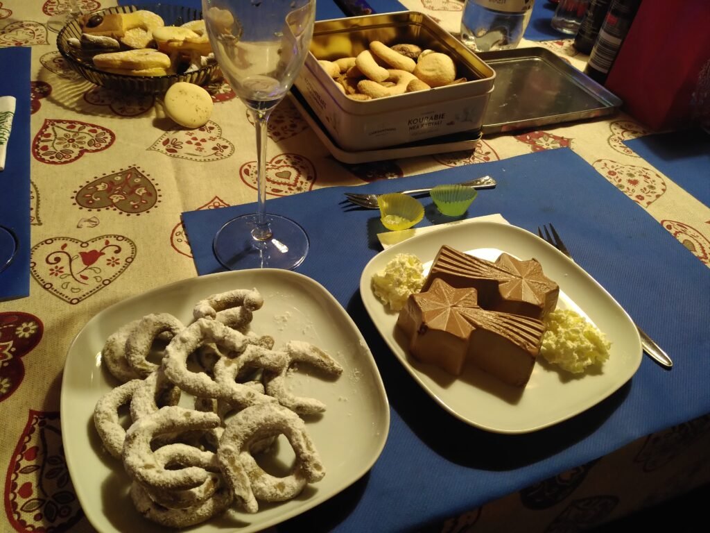 img 20231224 202206 Glutenfreie Weihnachtskekse & Dessert